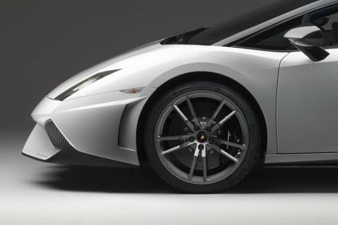 Lamborghini ไม่สนเทคโนโลยี Plug-In Hybrid สำหรับ Aventador และ Gallardo