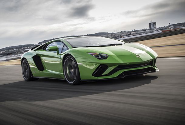 Lamborghini ปฏิเสธทำตลาด Aventador ขับเคลื่อนล้อหลังเพราะหวั่น “เอาไม่อยู่”