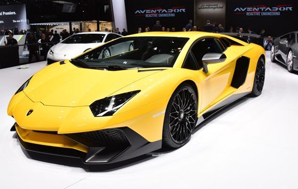 เกลี้ยง! Lamborghini Aventador SV ขายหมด 600 คันในสามเดือน