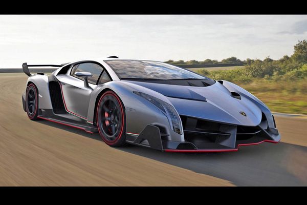 หลุด! Lamborghini Veneno ที่สุดแห่งไฮเปอร์คาร์ ค่าตัว 4.6 ล้านเหรียญฯ ผลิต 3 คันในโลก