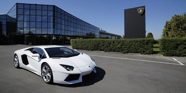 Lamborghini สร้างรายได้สูงเป็นประวัติการณ์ ชี้ Aventador กระตุ้นการเติบโต