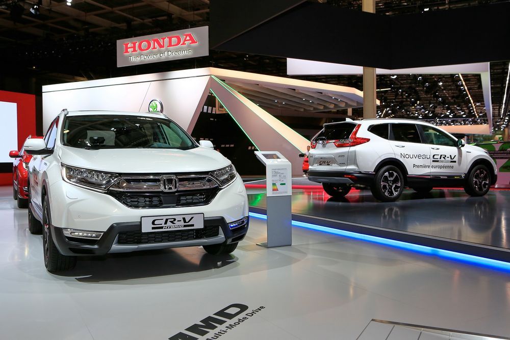 Honda CR-V Hybrid กับ SUV รุ่นแรกของค่ายในยุโรป