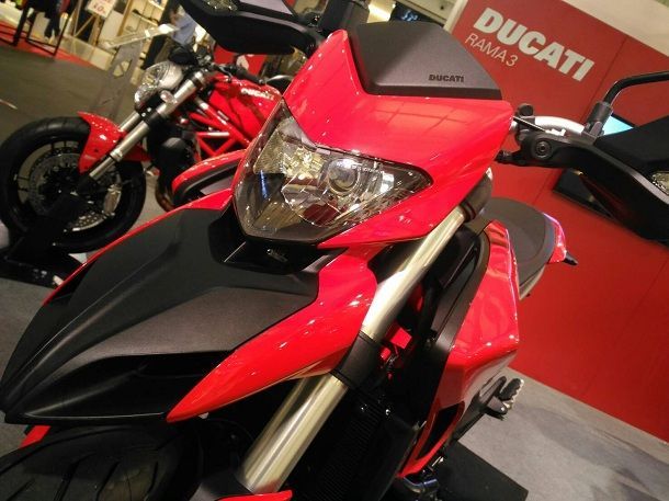 เคาะราคาไทย 2016 Ducati HyperMotard 939 โหลดเตี้ยเอเชียเสป็คส่งมอบเดือน 7 แน่นอน