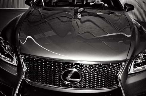 Lexus ประกาศเปิดตัวรถต้นแบบปริศนารุ่นใหม่ที่ 2012 Paris Motor Show