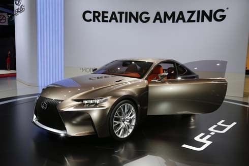Lexus LF-CC ต้นแบบงานดีไซน์ของ IS รุ่นใหม่ เผยโฉมที่ Paris Motor Show