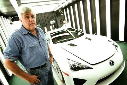Lexus LFA Spyder รุ่นเปิดประทุนคันเดียวในโลก ทดลองขับโดยพิธีกรชื่อดัง Jay Leno