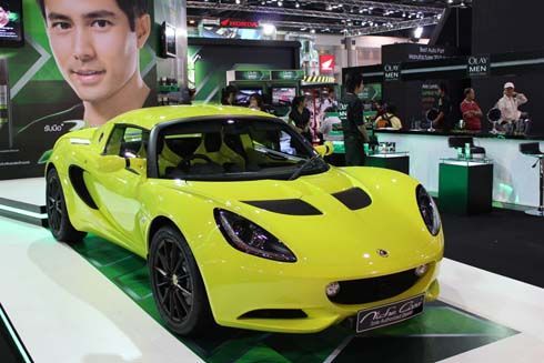 Lotus สปอร์ตเล็กสังกัด Proton ปฏิบัติต่างภารกิจ โผล่ 2 บูธ ที่บางกอกมอเตอร์โชว์