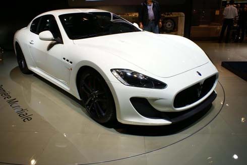 Maserati GranTurismo MC Stradale สปอร์ตคูเป้พรีเมี่ยมจากแดนมักกะโรนี อวดความขาวที่ปารีส