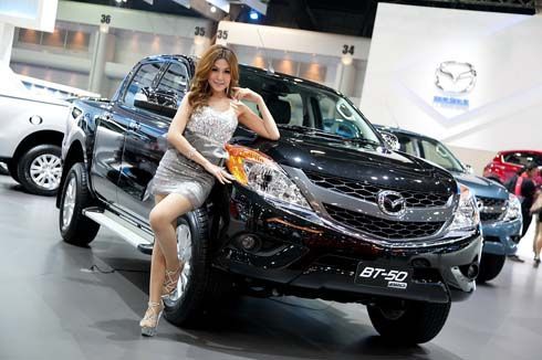 Mazda BT-50 Pro ควง Mazda2 ส่งยอดขายเดือนมีนาคมสร้างสถิติใหม่ทะลุ 6,000 คัน