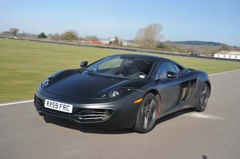McLaren เปิดราคาขาย MP4-12C ที่ยุโรป เริ่มต้น 1.685 แสนปอนด์ ออเดอร์ล้น 2,700 คัน!