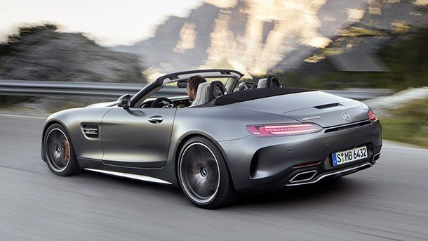 เผยโฉมคันเต็ม Mercedes-AMG GT Roadster และ GT C Roadster