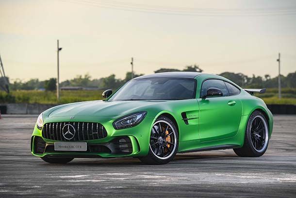 Mercedes-AMG เปิดตัว 2 รุ่นใหม่ GT R และ AMG GT C ตอบสนองลูกค้ามองหาความเร้าใจ