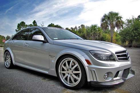 Mercedes-Benz C63 AMG Saloon ในชุดแต่ง Wide Body จาก RENNtech 605 แรงม้า