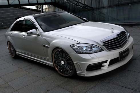 Mercedes-Benz S-Class และ CLS-Class ติดล้อใหม่ใช้สีดำด้าน โดย Wald