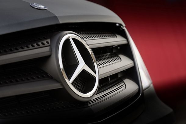 Mercedes-Benz จ่อแซงหน้า BMW ด้วยยอดขายเกินกว่า 1.89 ล้านคัน