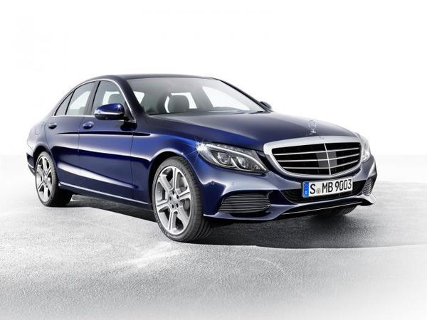 Mercedes-Benz ยืนยันไม่สนเครื่องยนต์ 3 สูบสำหรับรถขับเคลื่อนล้อหลัง