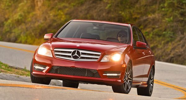 ขวัญใจโจร! Mercedes-Benz คว้าอันดับหนึ่งรถหรูที่ถูกขโมยมากที่สุด