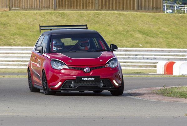 MG3 Trophy Championship สปอร์ตอีกระดับสไตล์รถแข่ง