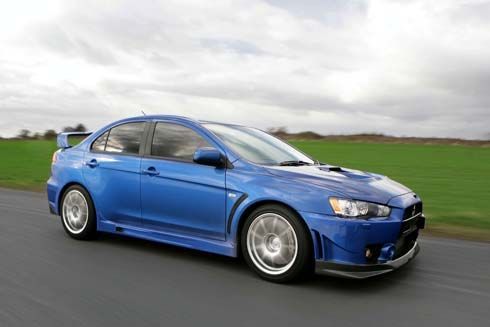 Mitsubishi หาทางออกให้ Lancer EVO เตรียมส่งรถไฮบริดตัวแรง เข้าเสียบแทน?!