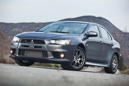 Mitsubishi Lancer Evolution GSR/MR ปี 2011 อัพเกรดเอาใจมะกัน เพิ่มอุปกรณ์พร้อมของแต่ง