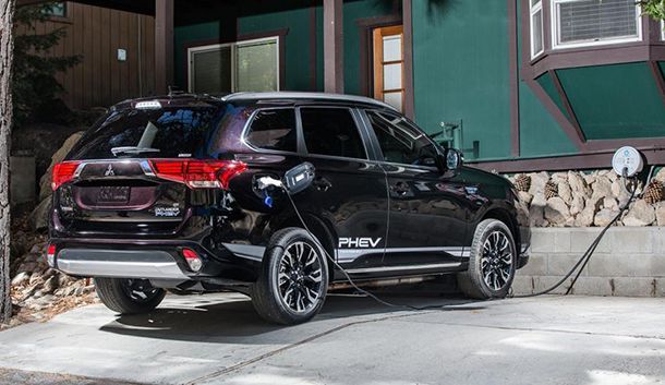 Mitsubishi เซ็นเอ็มโอยูกับรัฐบาลอินโดนีเซีย ร่วมกันสนับสนุนรถยนต์พลังงานไฟฟ้า