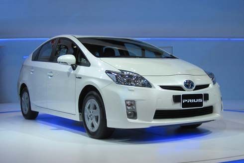 Motor Expo 2010: Toyota Prius รถไฮบริดสุดร้อนแรง สร้างกระแสท้ายปีต้อนรับปีใหม่
