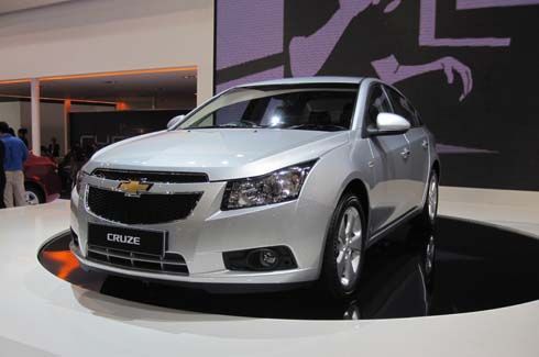 Motor Expo 2010: ใกล้ชิด Chevrolet Cruze ซีดานทางเลือกใหม่กับรูปโฉมโดนใจ