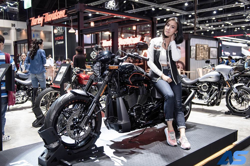 [Motor Expo] à¹à¸à¸´à¸à¸à¸±à¸§ Harley-Davidson FXDR 114 à¹à¸¥à¸° Iron 1200 à¸à¸£à¹à¸­à¸¡à¹à¸à¸¢à¸£à¸²à¸à¸²à¹à¸«à¸¡à¹à¸ªà¸¸à¸à¹à¸£à¹à¸²à¹à¸