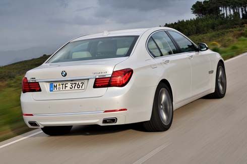 ใหม่ BMW 7-Series รุ่นปี 2013 ปรับโฉม อัพเกรดเครื่องยนต์ พลังไตรเทอร์โบดีเซล