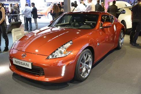 Nissan อวดโฉมรถสปอร์ต 370Z คูเป้และโรดสเตอร์ที่งานปารีส มอเตอร์โชว์