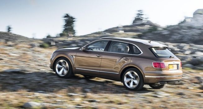 รถเอสยูวีรุ่นต่อไปของ Bentley อาจเป็นรถพลังงานไฟฟ้า