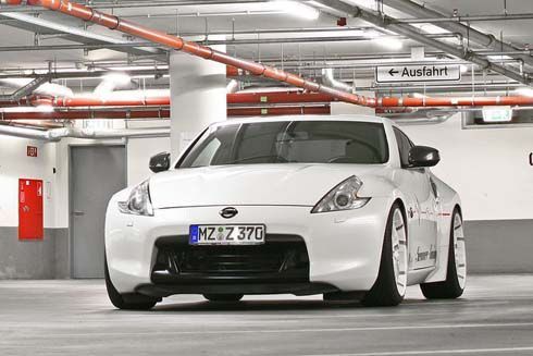 Nissan 370Z Asphalt Surfer แรงหล่อบาดใจ ประตูปีกนก ผลงานล่าสุดจาก Senner tuning
