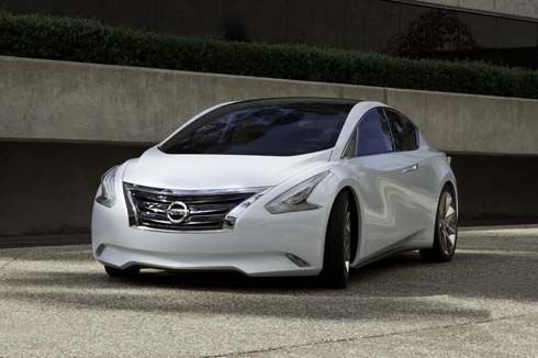 Nissan Ellure Concept สปอร์ตซีดานสไตล์คูเป้ เอาใจผู้หญิงวัย 30 Up!