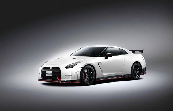 ภาพแรกมาแล้ว! 2014 Nissan GT-R Nismo เวอร์ชั่นล่าสุด ขุมพลัง 595 แรงม้า