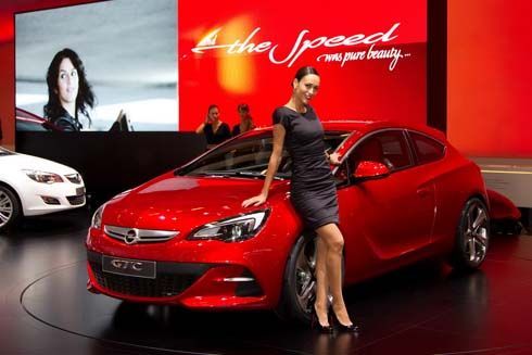 Opel GTC Paris Concept แฮทช์ 3 ประตู 290 แรงม้า เตรียมชน Scirocco และ Veloster