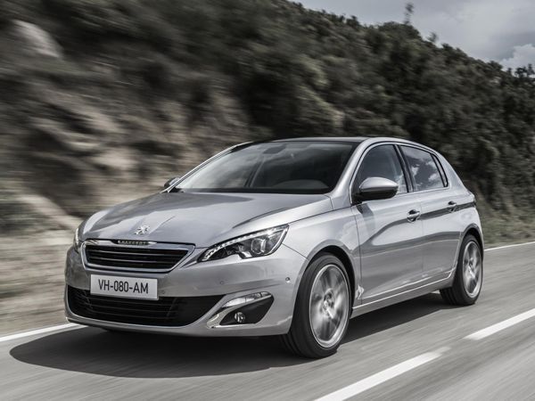 ม้ามืด! Peugeot 308 คว้ารางวัลรถยอดเยี่ยมแห่งยุโรป 2014