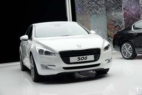 Peugeot อวดตัวจริง 508 ซึดานหรูในภาษาการออกแบบใหม่ที่ Paris Motor Show