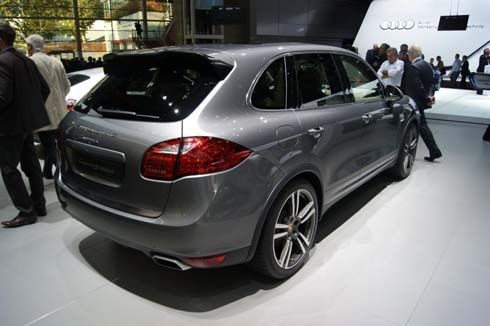 เปิดตัวแล้วที่ปารีส Porsche Cayenne S Diesel ผสานพละกำลังและความประหยัด