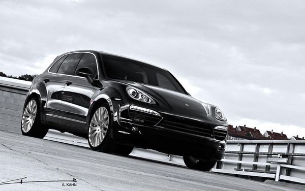 Porsche Cayenne แต่งเติมความเข้มเสริมความหรูหราโดย A. Kahn Design