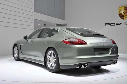 Porsche Panamera S Hybrid สปอร์ตคูเป้ 4 ประตูระบบไฮบริด เปิดตัวที่เจนีวา