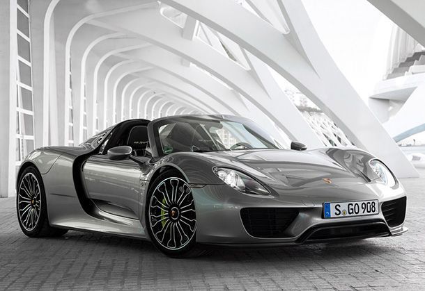 ส่งท้ายปี! Porsche เรียกคืน 918 Spyder จากปัญหาช่วงล่าง