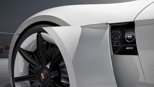 Porsche หวังว่าค่ายรถรายอื่นต้องการใช้ระบบชาร์จไฟเร่งด่วนใน Mission E