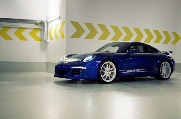 Porsche ปล่อยวีดีโอ โชว์ความหล่อ 911 เวอร์ชั่นฉลองแฟนเพจ 5 ล้านคน