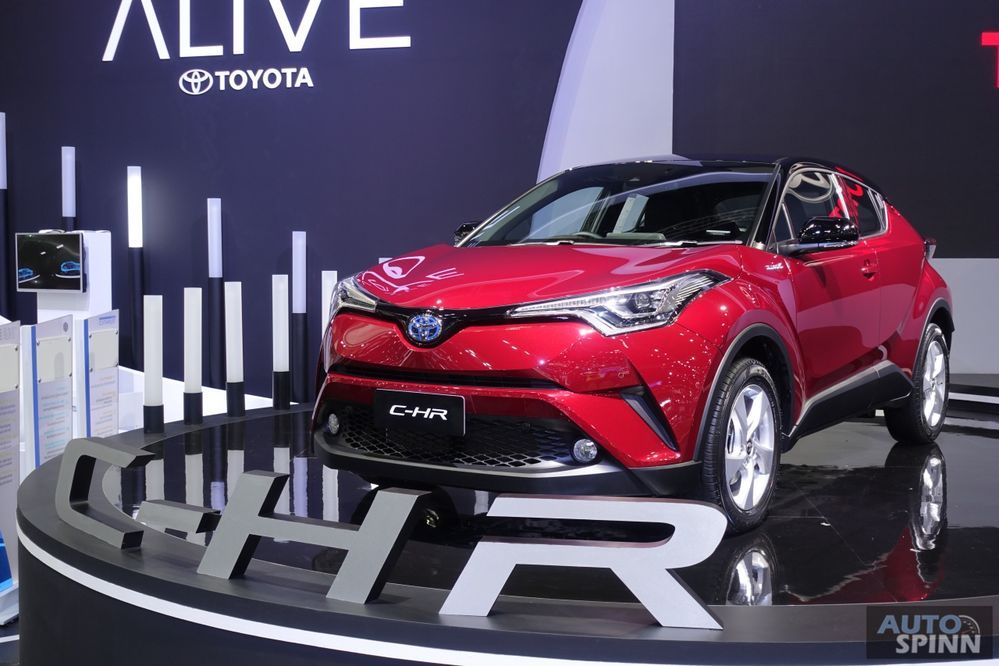 เคาะราคาแล้ว !! Toyota C-HR มี 2 เครื่องยนต์ กับค่าตัว 9.79 แสนบาท - 1.159 ล้านบาท