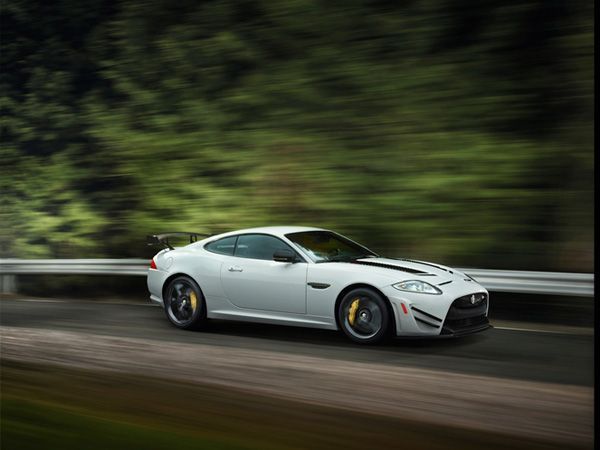 Jaguar เตรียมหยุดสายการผลิต “XK” สิ้นปีนี้