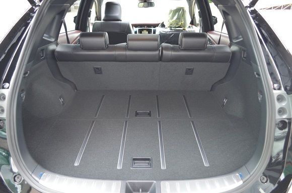 ขับทดสอบ Ford Focus 1.6 Trend โฉม 5 ประตู ช่วงล่างและพวงมาลัยไฟฟ้าที่ดีที่สุดในกลุ่ม ราคาเพียง 8 แสนเศษ