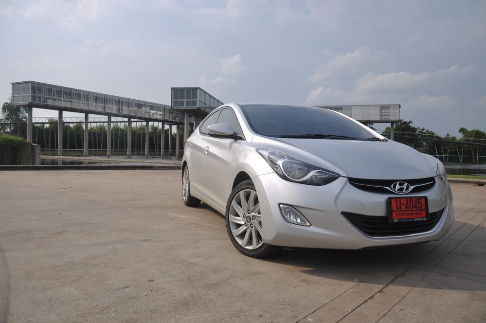 รีวิวขับทดสอบ Hyundai Elantra แรงสุดในพิกัดเดียวกัน แต่กินน้ำมันแค่ B ...