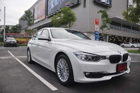 ทดลองขับ 2012 BMW 3-Series (F30) Luxury Line 320d Twin Turbo