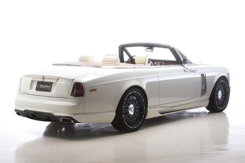 Rolls-Royce Phantom Drophead Coupe แต่งโดย Wald International