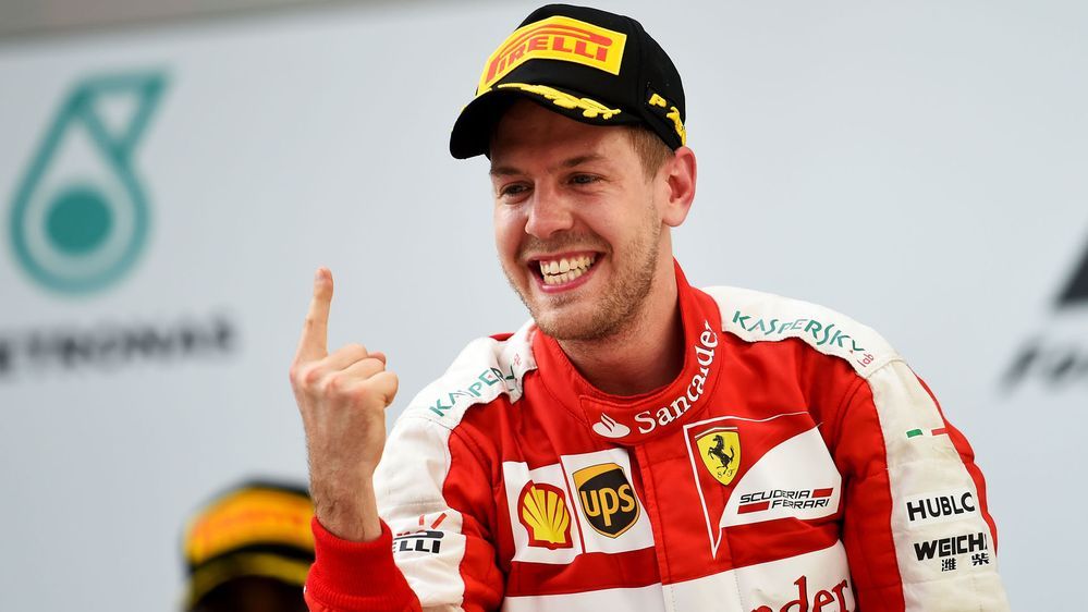 เซบาสเตียน เวทเทล จรดปากกาต่อสัญญาอีก 3 ปีกับ Ferrari